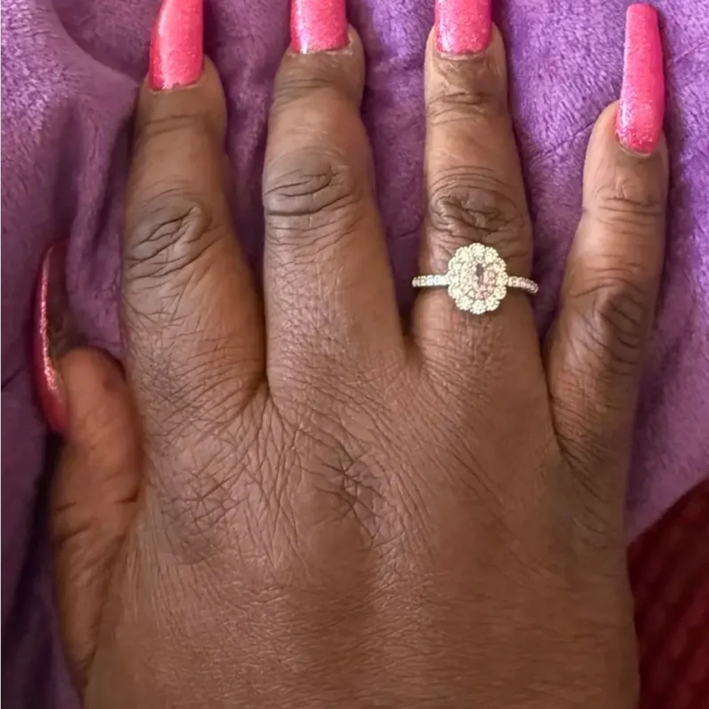 🆕 Beautiful Pink Moissanite Gemstone and Silver Engagement Band Ring - SIZE 7